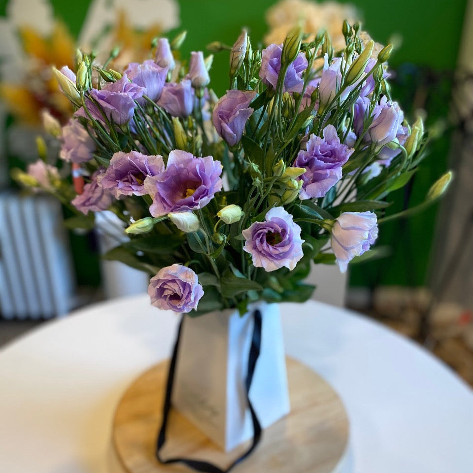 Lisianthus bloom bag