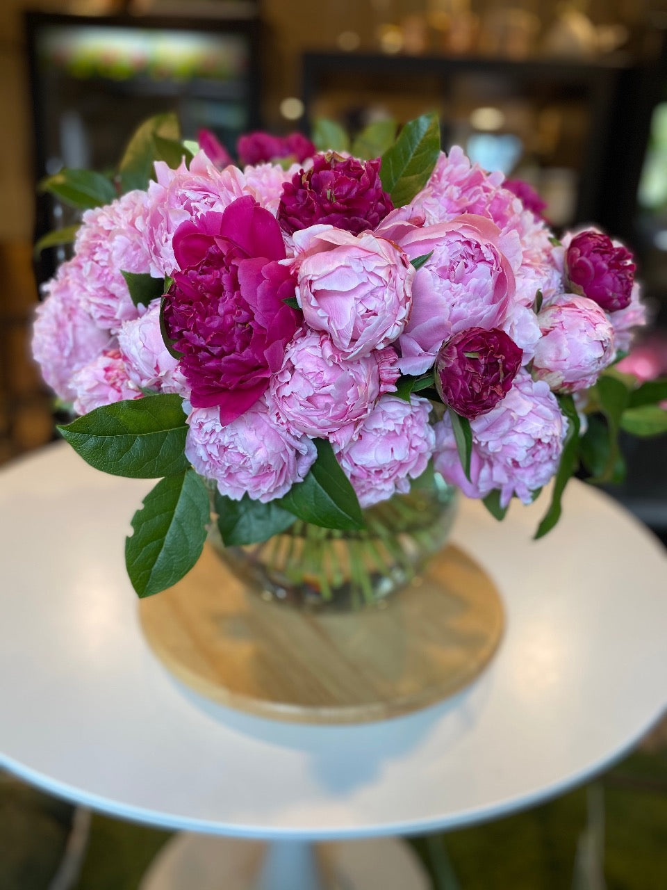 Pink and fuchsia peonies